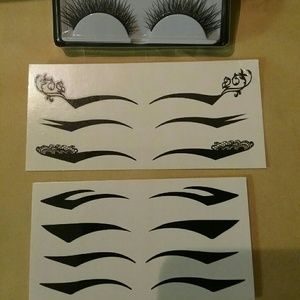 Eyelashes and ready to use eyeliner