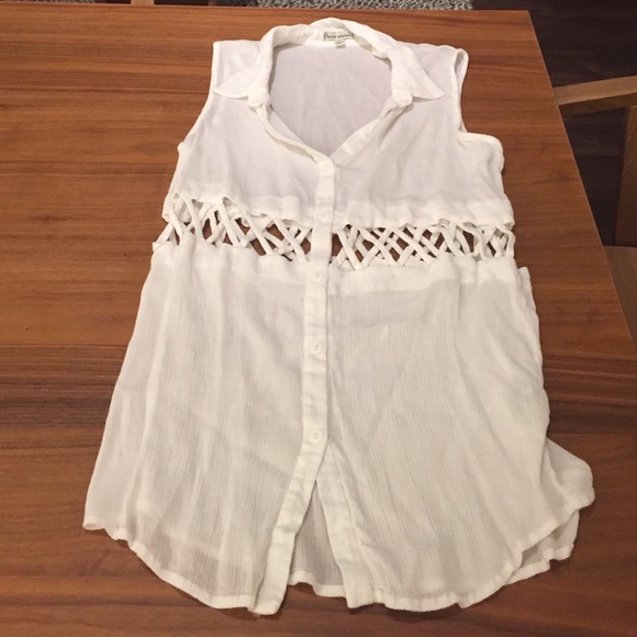 Tank top blouse w/ cutout detailing - Picture 1 of 1