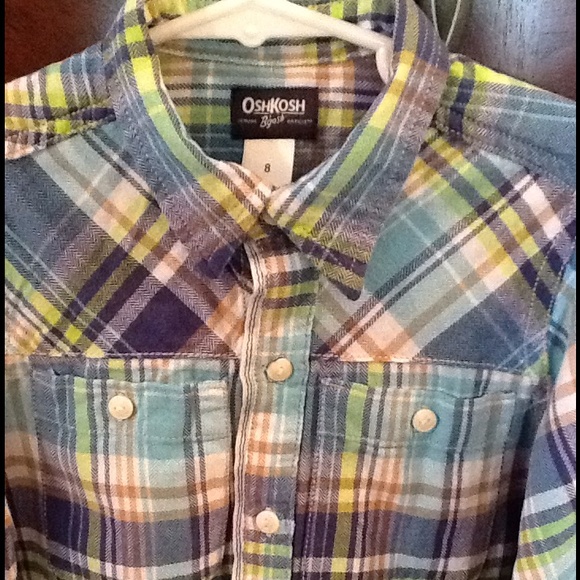 Oshkosh button up size 8 - Picture 4 of 4