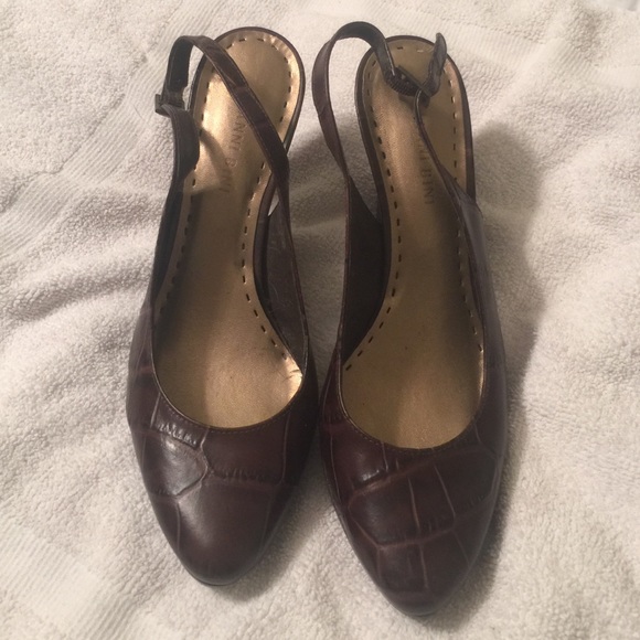 Brown Gianni Bini heels - Picture 3 of 3