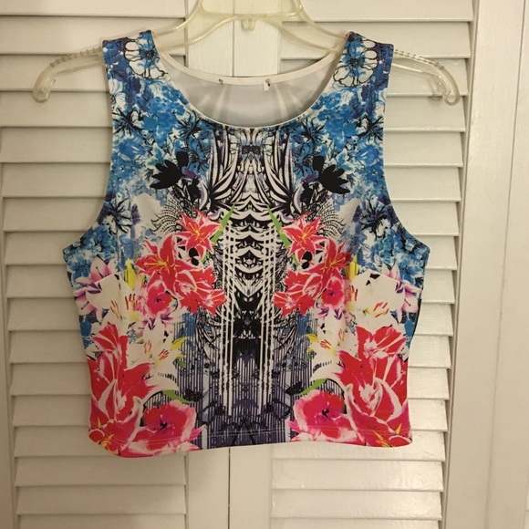 Summer style Crop top - Picture 1 of 4