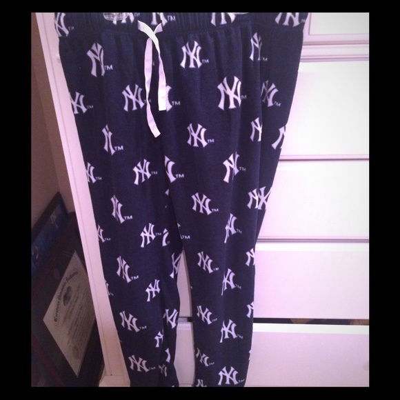 NY Yankees pajama pants