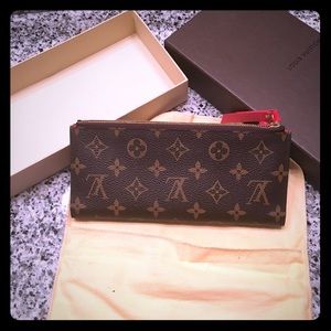 Adele wallet Louis Vuitton