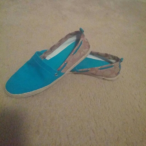 Coach comfortable shoes