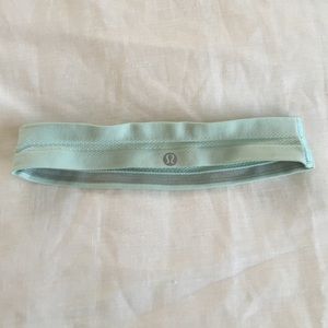 BRAND NEW Lulu Lemon headband!