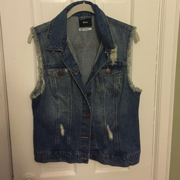 URBAN OUTFITTERS Denim vest SIZE M