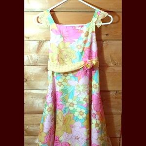 Girl's beautiful pastel floral dress