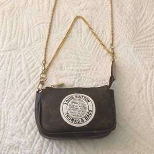 Louis Vuitton look alike!