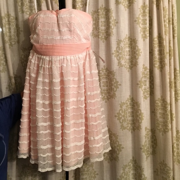 Strapless dress