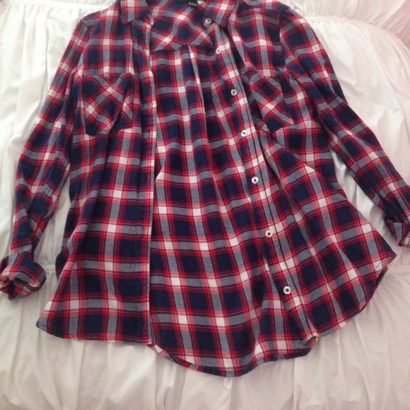Plaid flannel - Picture 1 of 2