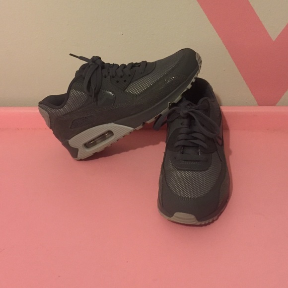 Grey Nike Air Max 90
