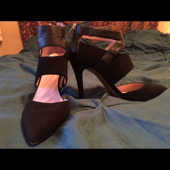 Vince Camuto Heels - Picture 1 of 4