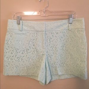 Ann Taylor Loft shorts, NWT mint lace, size 6
