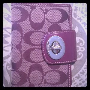 Woman's Coach wallet