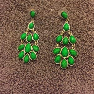 Emerald green chandelier earrings