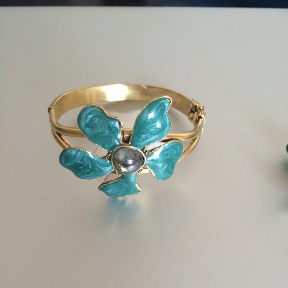 Turquoise Enamel And Gold Tone Floral Bracelets