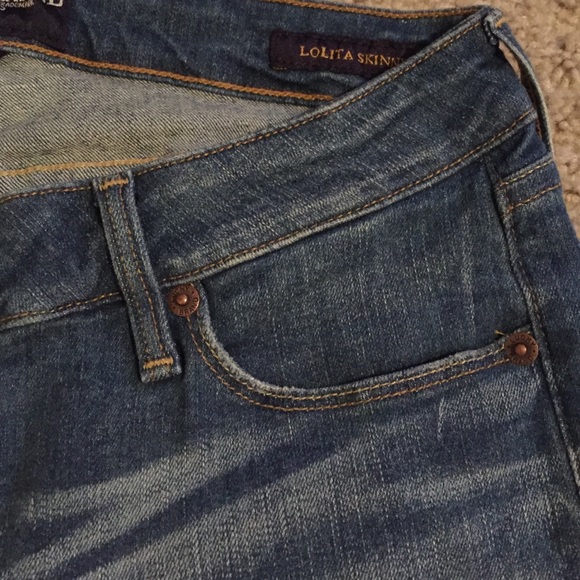 Additional photos - pocket detail