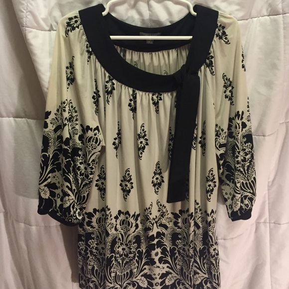 Apt. 9 Tops - Black and White blouse