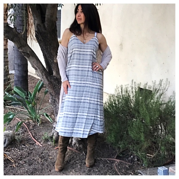 Dresses & Skirts - Chic tank dress