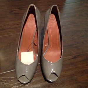 Zara woman peep toe heels