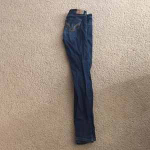 Navy blue skinny jeans