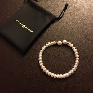 🌹PRICE DROP🌹Pearl bracelet