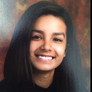 Meet your Posher, Ariana