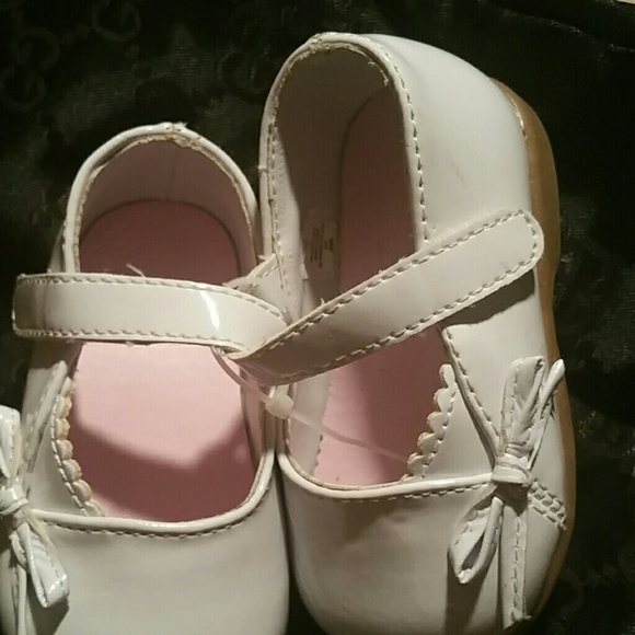 New Baby shoes price firm