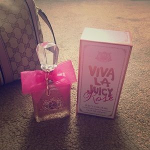 Sold 💕 Viva La Juicy Rose Perfume