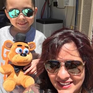 Meet your Posher, Lisa