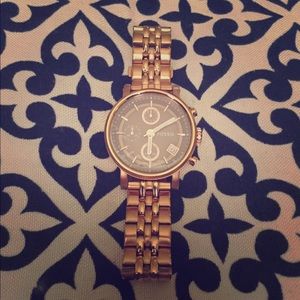 Rose tone fossil watch