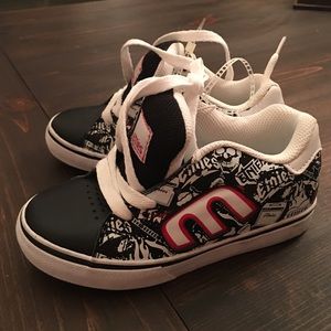 Boy's Etnies Shoes
