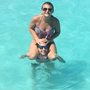 Meet your Posher, Karla