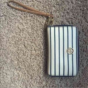 TORY BURCH WRISTLET