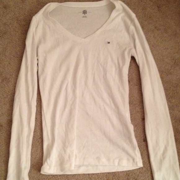 White Tommy Hilfiger shirt