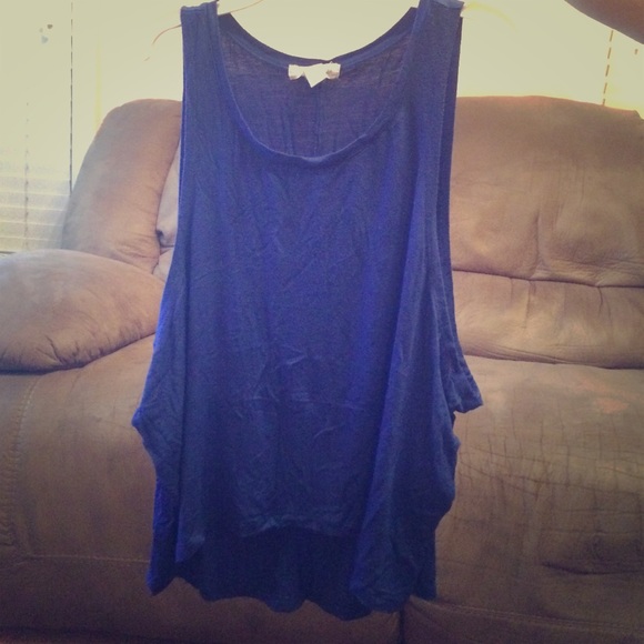 Blue wide sleeve tank