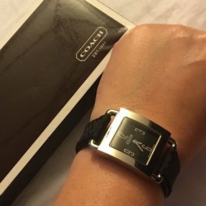 Authentic coach watch