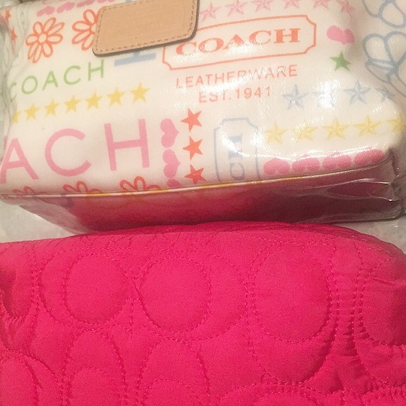 Purse bundle!!!! - Picture 2 of 3