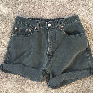 Levi's cutoffs