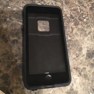 Black iPhone 6s Plus life proof fré