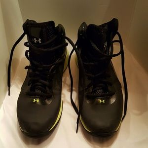Under Armour Basketball shoes
