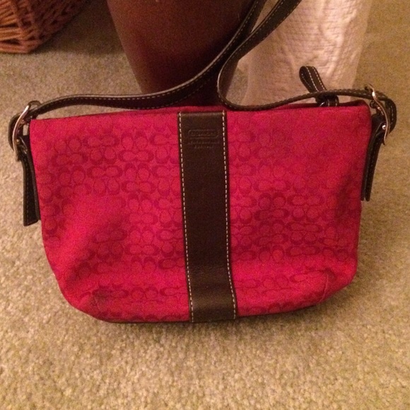 Red Coach mini