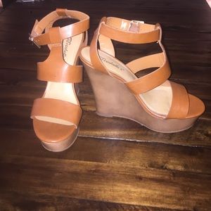 Brown wedges size 8