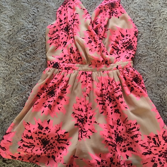 Backless romper