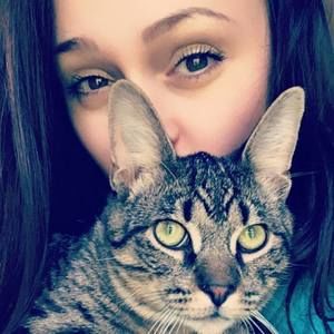 Meet your Posher, Chloë