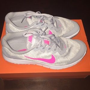 👣Women's Nike Sneakers👣