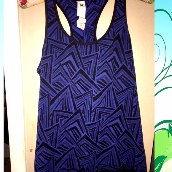 🔹Fabletics 🔹Stretchy Blue Tank Top🔹