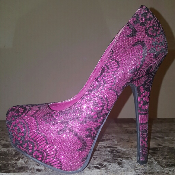 Women's shoes