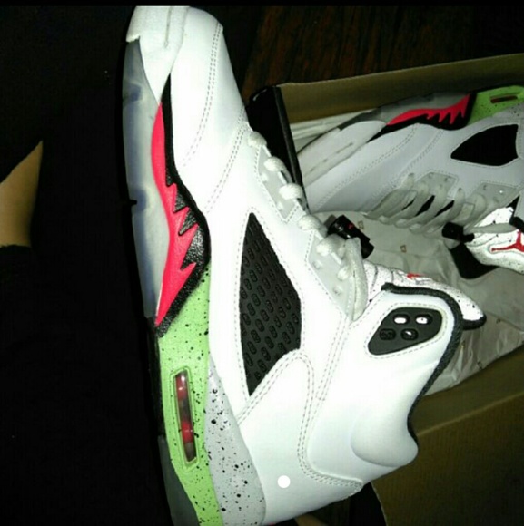 JORDAN POISON 5