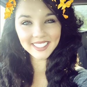 Meet your Posher, Kellie